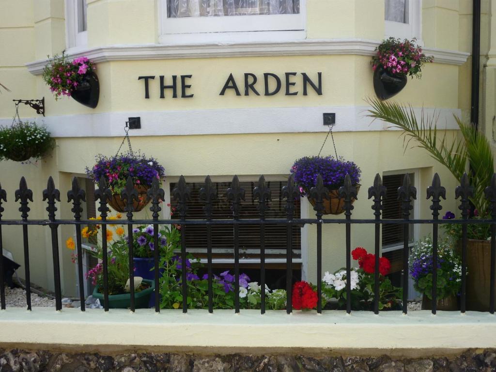 Arden Guest House AEGON International Esterno foto