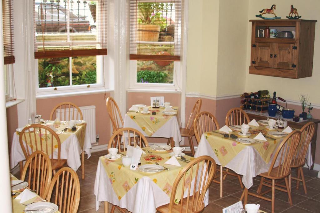 Arden Guest House AEGON International Esterno foto